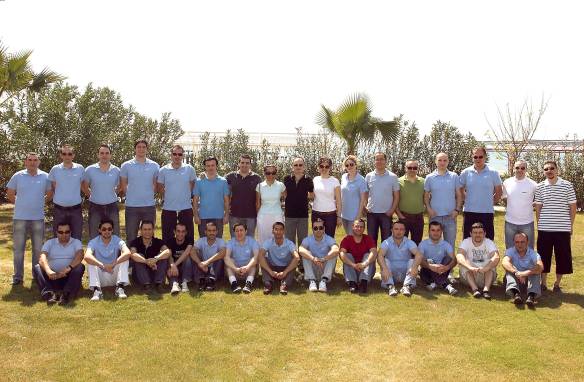 Ona ve hikayesine inanan yol arkadasları