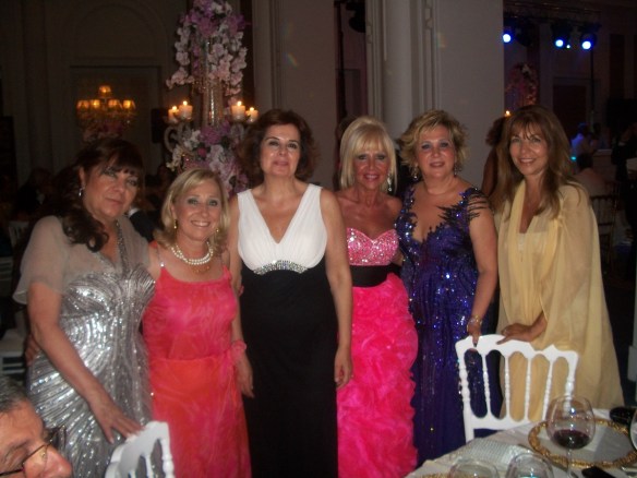 Kızlar biraradayız