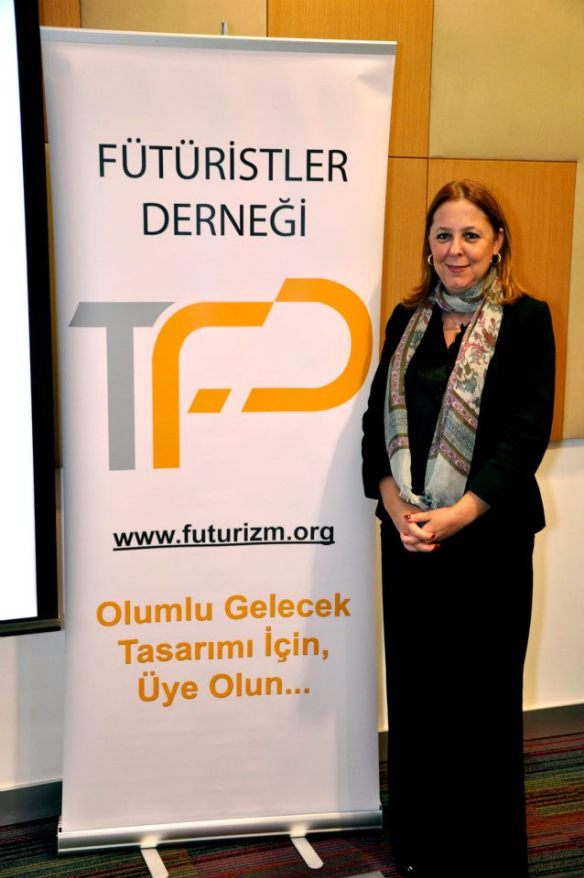 300413_285855771442022_1847980328_n