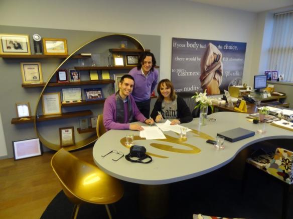 149429_10150857759907689_860133724_n