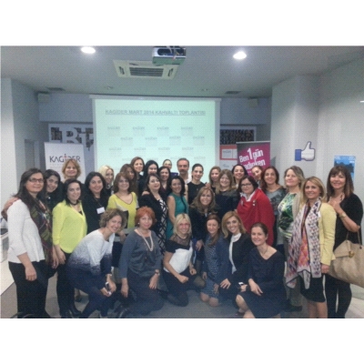 yilmaz-erdogan-dunya-tiyatrolar-gunu-nu-kagid-5836596_400