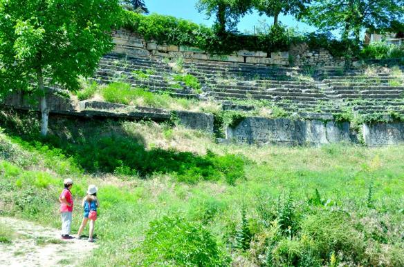 983798_652306298116924_1237526502_n