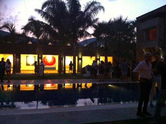 1005481_10151542519822186_1993610234_n