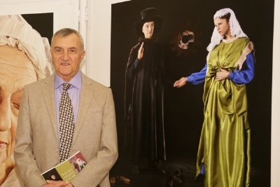 sanat-objesi-olarak-sanatci-nin-galasi-yapildi-5549674_5504_400