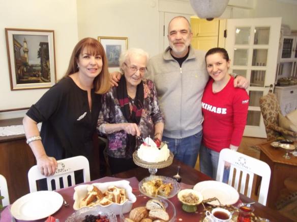 530957_10151481194614311_1009808557_n