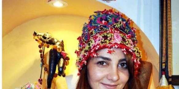 tasarimci_deniz_alp_eskileri_yenilerle_harmanladi