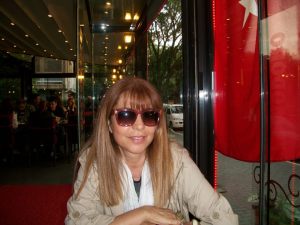 544712_10150933850404311_392029395_n