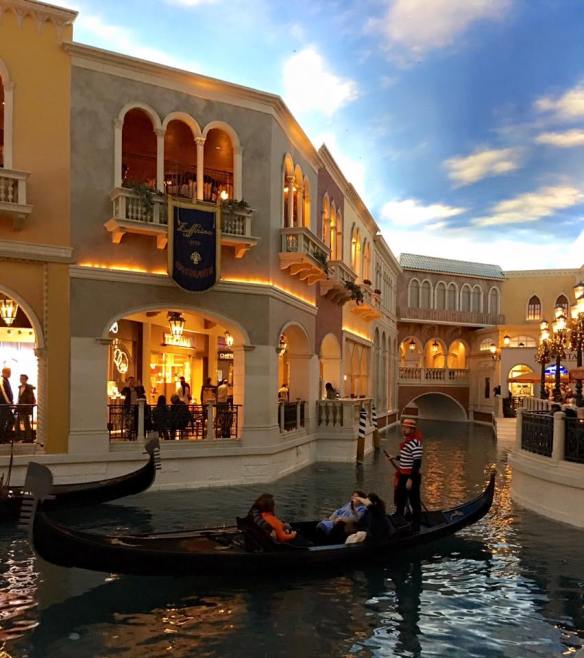 534115_10154069159314311_1488132242656380276_n